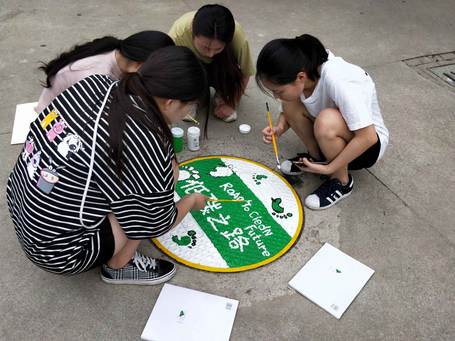 5.学生涂鸦.jpg